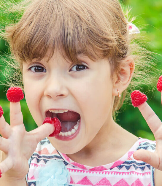 How to Get Kids to Eat Healthy | 9 Tricks to Win Over Your Tiny Humans