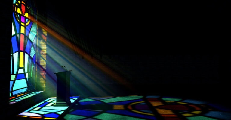 Why Should I Go to Church? The 5 Ways I Benefit From Dragging My Butt Out of Bed Every Sunday