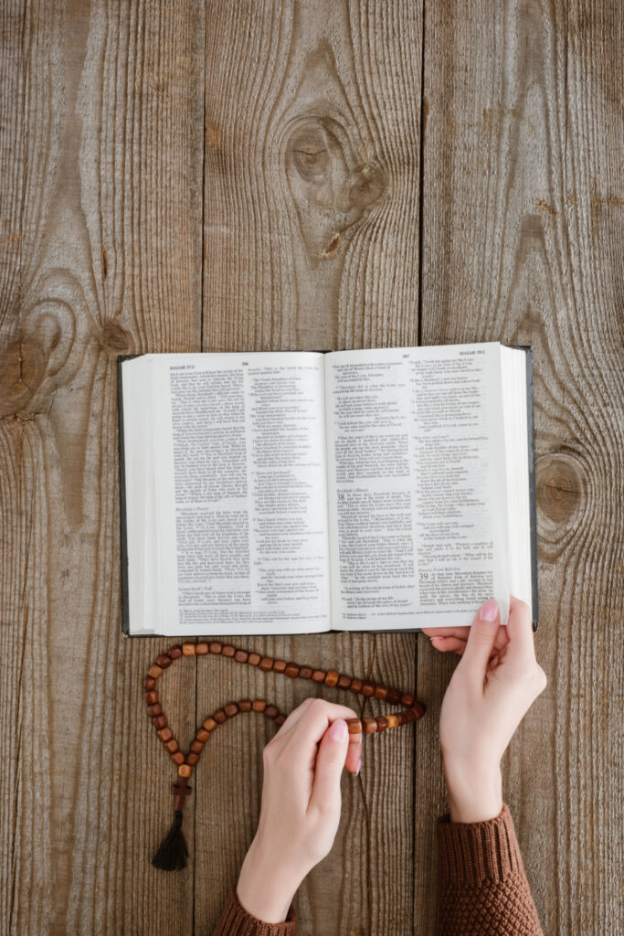 Start a Daily Bible Devotional Habit in 3 Steps TODAY