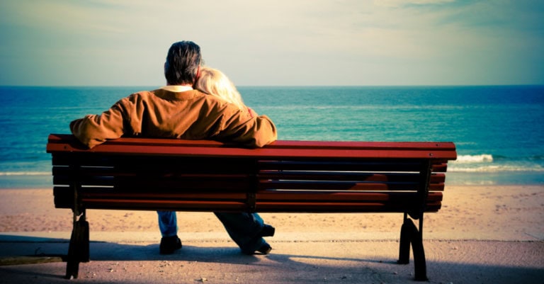 How to Be More Mindful | 8 Secrets to Experiencing Life Instead of Surviving It