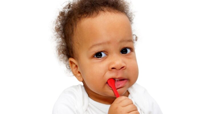 Teething Symptoms Toddler + Remedies For Fast Relief