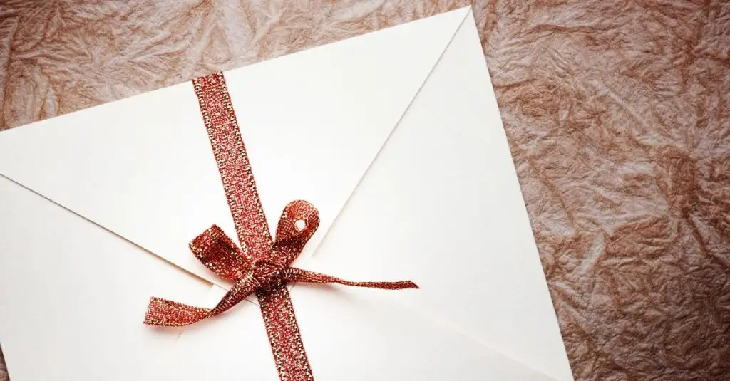 What to Write in a Teachers Christmas Card in 2025