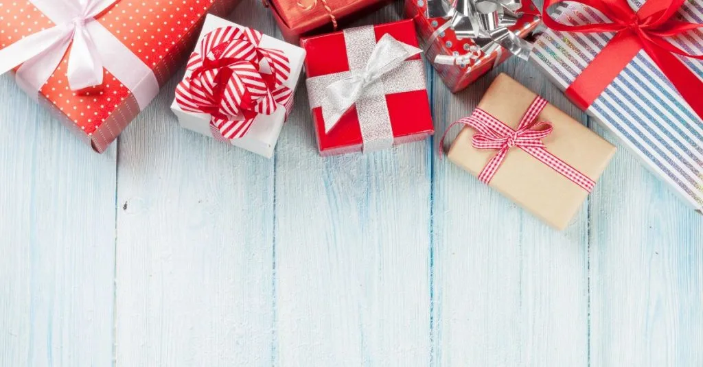 What to Write in a Teachers Christmas Card in 2025