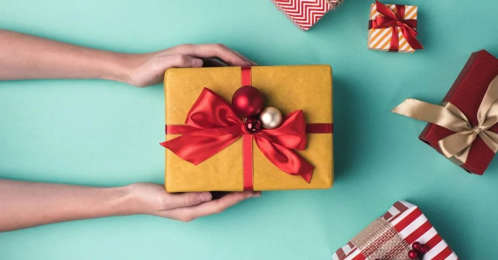 What to Write in a Teachers Christmas Card in 2025